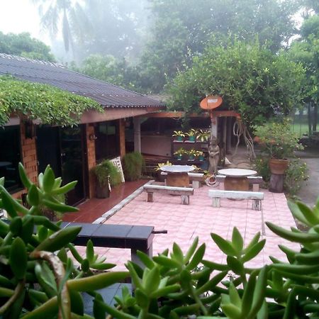 Oui Kaew Home Stay Phayao Exterior foto