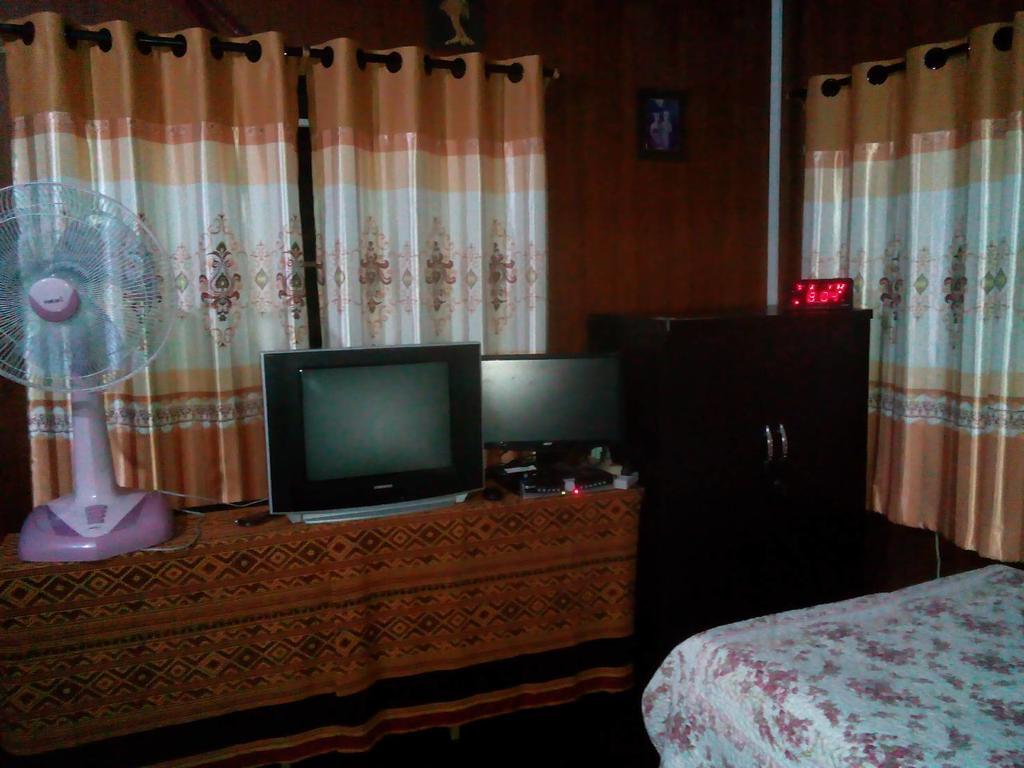 Oui Kaew Home Stay Phayao Exterior foto